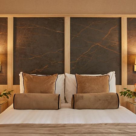 County Arms Birr Otel Dış mekan fotoğraf